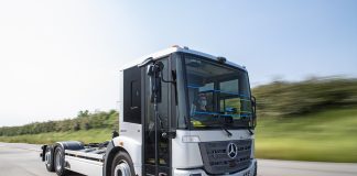Mercedes-Benz eEconic’in belediye kullanımı için tamamen elektrikle çalıştırma denemeleri tüm hızıyla devam ediyor