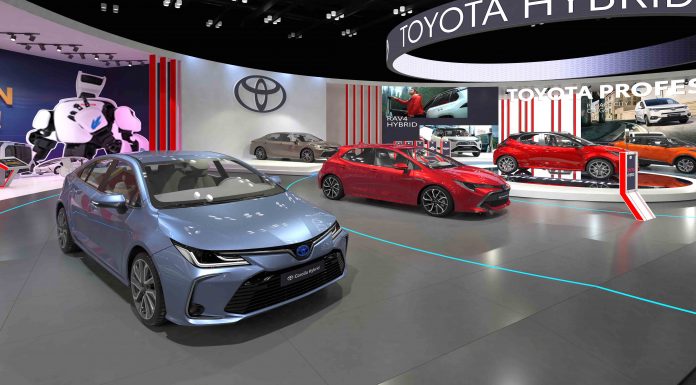 TOYOTA DÜŞÜK EMİSYON REKORU KIRAN HİBRİTLERİYLE AUTOSHOW 2021’DE