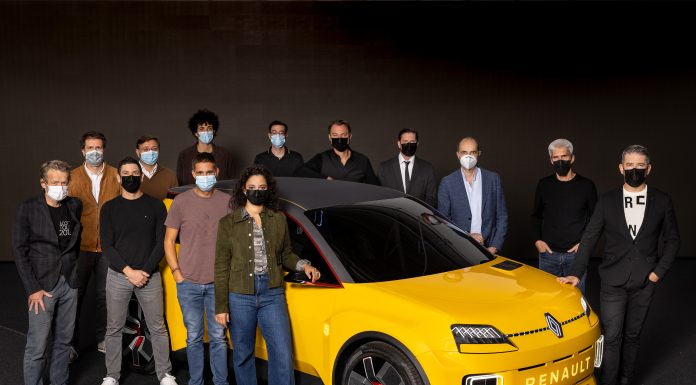 RENAULT’NUN KONSEPT OTOMOBİLLERİNE İKİ ÖDÜL