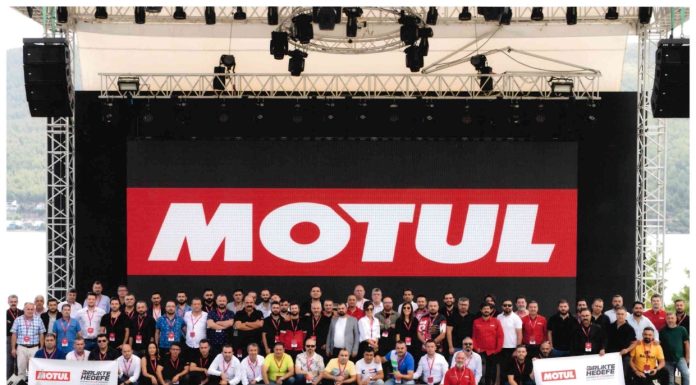 MOTUL SATIŞ EKİPLERİ İLE “BİRLİKTE HEDEFE” DEDİ