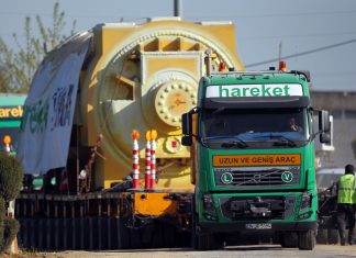 Hareket, En Zorlu Yüklerini Allison Şanzıman Donanımlı Volvo FH16 Çekiciler ile Taşıyor