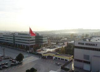 Oyak Renault üst yönetiminde bayrak değişimi