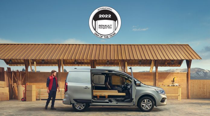 2022 ULUSLARARASI YILIN TİCARİ ARACI YENİ RENAULT KANGOO VAN SEÇİLDİ
