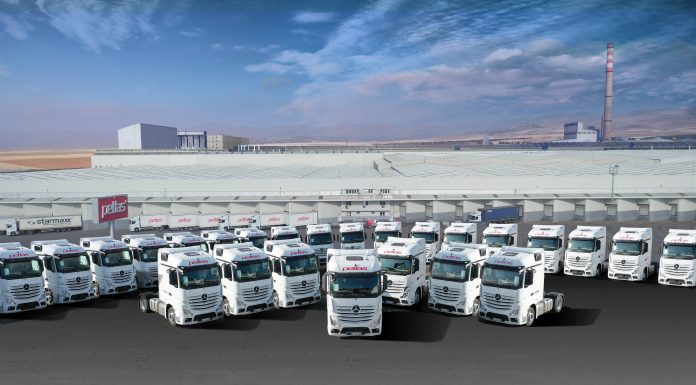 AKO GRUP, LOJİSTİK ALTYAPISINI 25 Adet Actros 1848 LS İle GÜÇLENDİRİYOR