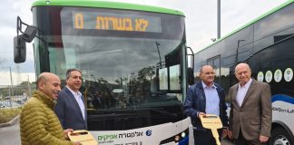 Anadolu Isuzu’dan İsrail pazarına 48 adet otobüs ve midibüs teslimatı