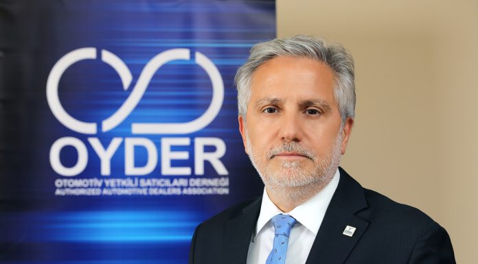 OTOMOTİV SEKTÖRÜ 2022’YE BELİRSİZLİKLERLE BAŞLADI