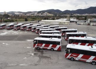 İzmir’e yeni yılın ilk hediyesi Toplu ulaşıma 22 midibüs daha