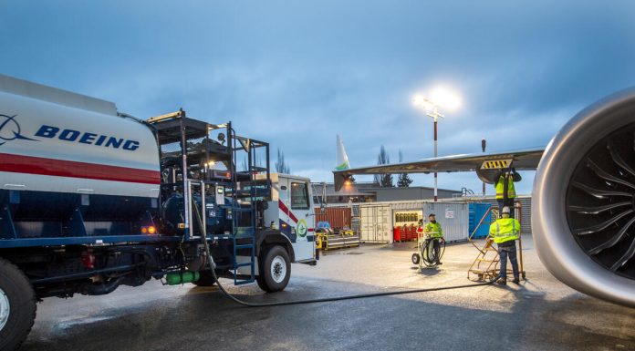 Boeing, ticari operasyonları için 2 milyon galon sürdürülebilir uçak yakıtı satın alıyor