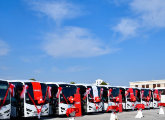 Anadolu Isuzu’dan Antalya’ya 15 adet Novolux midibüs teslimatı