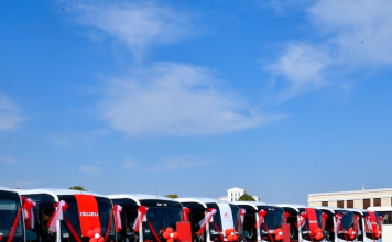 Anadolu Isuzu’dan Antalya’ya 15 adet Novolux midibüs teslimatı