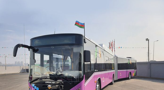 Otokar’ın 50 adet doğalgazlı şehir içi otobüsü Azerbaycan’da hizmete başladı
