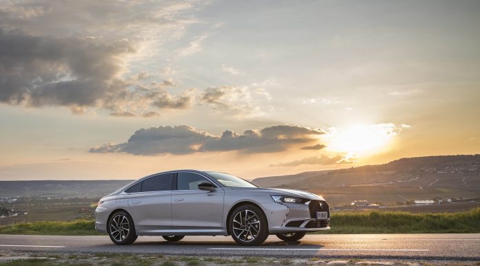 DS AUTOMOBILES’İN ZARİF SEDANI DS 9 TÜRKİYE’DE!