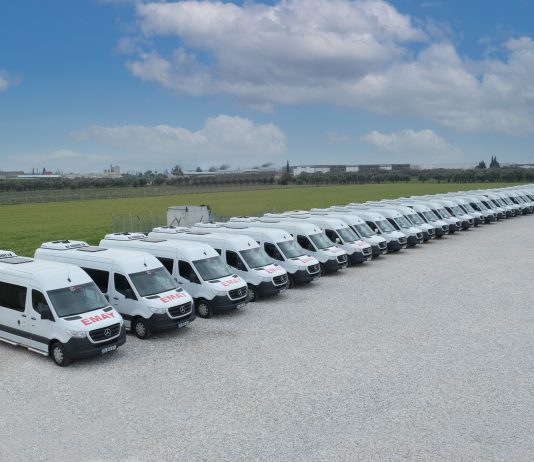 Mercedes-Benz Hafif Ticari Araçlar’dan Emay A.Ş.’ye 43 adet Sprinter Minibüs Teslimatı