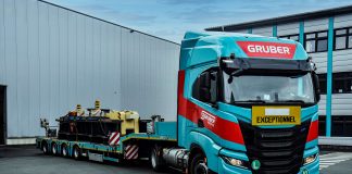 IVECO Gruber Lojistik’e 50 tona kadar ağır yükler taşıyabilen IVECO S-WAY LNG satışı gerçekleştirdi