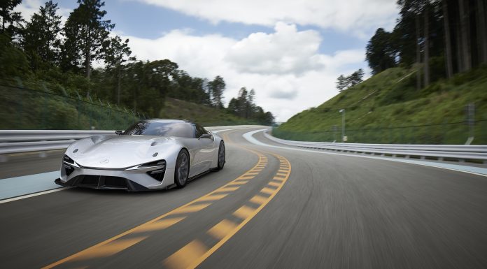 Lexus Yeni Elektrikli Spor Otomobil Vizyonu ile Heyecanlandırıyor