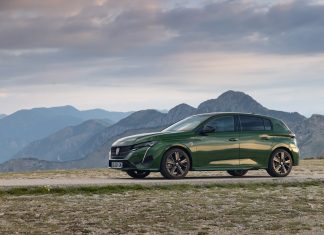 “EN İYİ ŞEHİRLİ VE KOMPAKT OTOMOBİL”: YENİ PEUGEOT 308