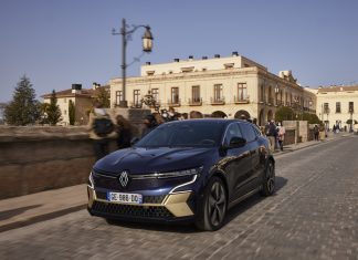 YENİ MEGANE E-TECH %100 ELEKTRİKLİ’YE EURONCAP’TEN 5 YILDIZ