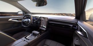 YENİ RENAULT AUSTRAL ATLETİK VE TEKNOLOJİK BİR SUV