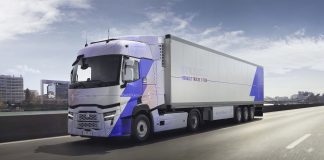 RENAULT TRUCKS T VE C ELEKTRİKLİ MODELLERİ İLE E-TECH SERİSİ