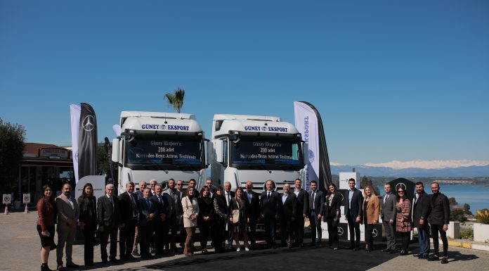 Mercedes-Benz Türk, Güney Eksport’a 200 adet Actros’u törenle teslim etti