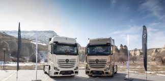 Mercedes-Benz Türk, Transaktaş Global Lojistik’e 100 adet 1853 LS teslim etti