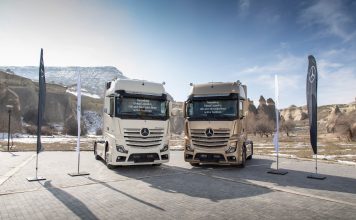 Mercedes-Benz Türk, Transaktaş Global Lojistik’e 100 adet 1853 LS teslim etti