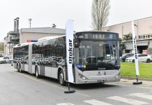Otokar, İstanbullular için özel olarak ürettiği metrobüslerin ilk 20 adedini teslim etti