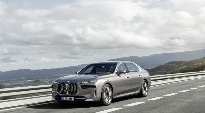 BMW’nin Amiral Gemisi Yeni BMW 7 Serisi Kişiye Özel Lüks Mobiliteyi Yeniden Yorumluyor