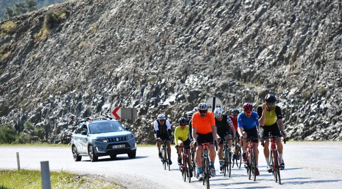 200’ün Üzerinde Bisikletli, Suzuki Desteğiyle Marmaris’te Pedal Çevirdi