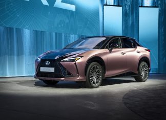 Lexus’un Yeni Elektriklisi RZ 450e Dünya Prömiyeri ile Gösterildi