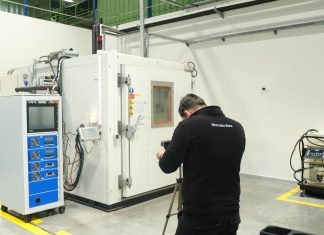 Mercedes Benz Türk, AdBlue® Sistem Laboratuvarı ile çevreci bir yatırıma imza attı