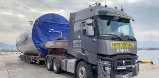 IŞIKLAR, AĞIR YÜKLERİ İÇİN RENAULT TRUCKS’IN YENİ EVO GÜCÜNE GEÇTİ