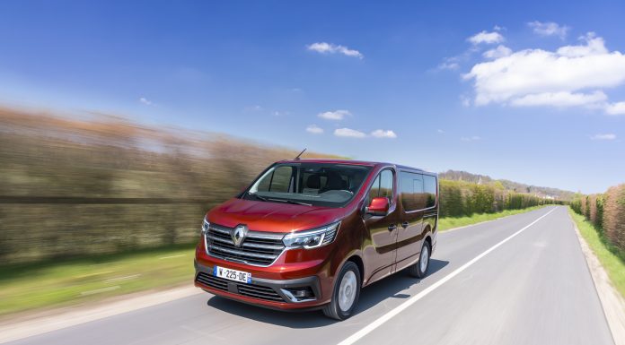 YENİ RENAULT TRAFIC AİLESİ TÜRKİYE’DE SATIŞA SUNULDU