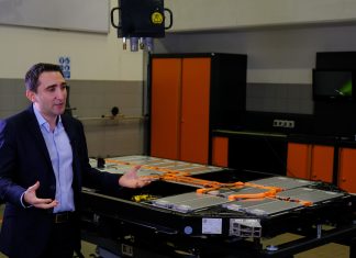 Porsche Türkiye’nin ilk batarya onarım merkezini açtı