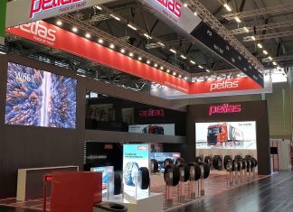 Petlas Köln Lastik Fuarı’nda