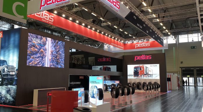 Petlas Köln Lastik Fuarı’nda