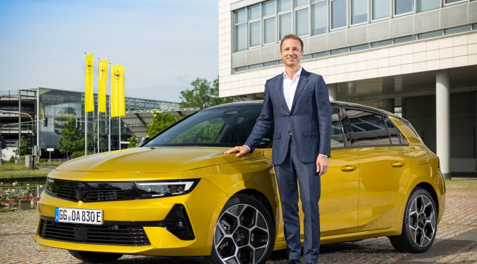 Opel’in Yeni CEO’su Florian Huettl oldu!