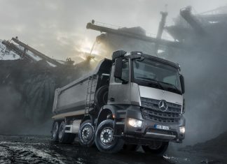 Ağır ticari araç sektörünün ihtiyaçlarını dinleyen Mercedes-Benz Türk, kamyonlarını yeniliklerle donattı