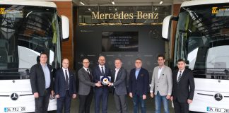 Mercedes-Benz Türk, Systemtransport Turizm Taşımacılık’a 2 adet Tourismo 15 RHD’yi teslim etti