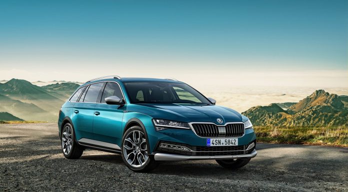ŠKODA, SUBERB COMBI’NİN MACERACI SCOUT VERSİYONUNU SATIŞA SUNDU