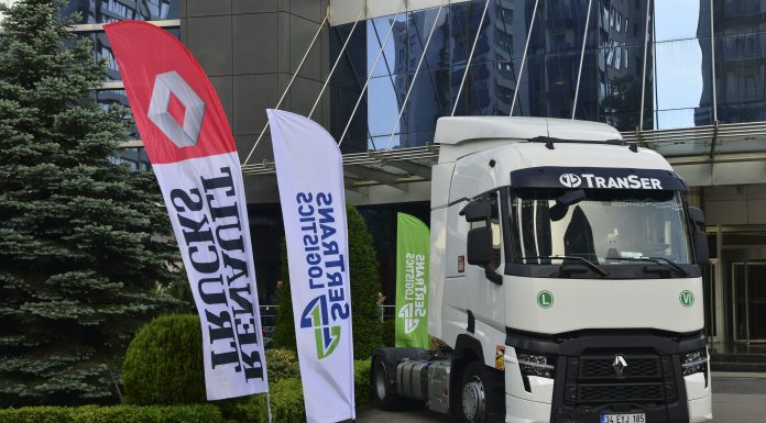 SERTRANS’IN İLK RENAULT TRUCKS T EVO ÇEKİCİLERİ, AVRUPA YOLUNDA