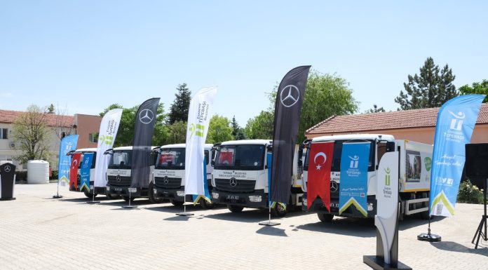 Mercedes-Benz Türk, Eskişehir Tepebaşı Belediyesi’ne 5 adet Atego 1018’i teslim etti