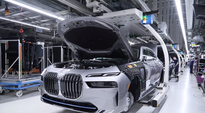 Yeni BMW 7 Serisi Üretimi Dingolfing Fabrikasında Başladı