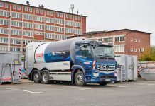 Mercedes-Benz eActros, Köln’de atık toplama aracı olarak hizmete alındı
