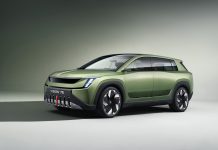 ŠKODA Yeni Marka Kimliğini ve Yeni Logosunu VISION 7S Konseptiyle Sergiledi