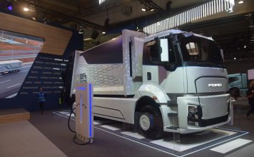 Ford Otosan, Türkiye’nin elektrik dönüşümüne ilklerle damgasını vurmaya devam ediyor: %100 elektrikli kamyonunu Hannover’de tanıttı