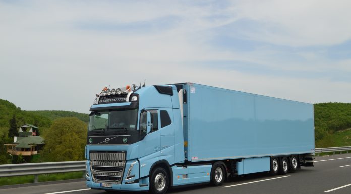 TRANSBATUR LOGISTICS İLAÇ DIŞI FRİGO TAŞIMALARINI 4 KATINA ÇIKARDI