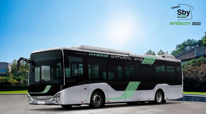 IVECO BUS, “Yılın Sürdürülebilir Otobüsü” Ödülünü kazandı ve yenilikçi isteğe bağlı mobilite teknolojisini hayata geçirdi