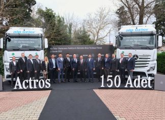 Alp Özler, Mercedes-Benz markalı 150 adet kamyonunu teslim aldı