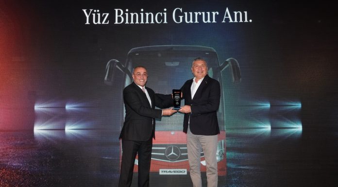 Mercedes-Benz Türk, 100 bininci otobüsünü Altur Turizm’e teslim etti